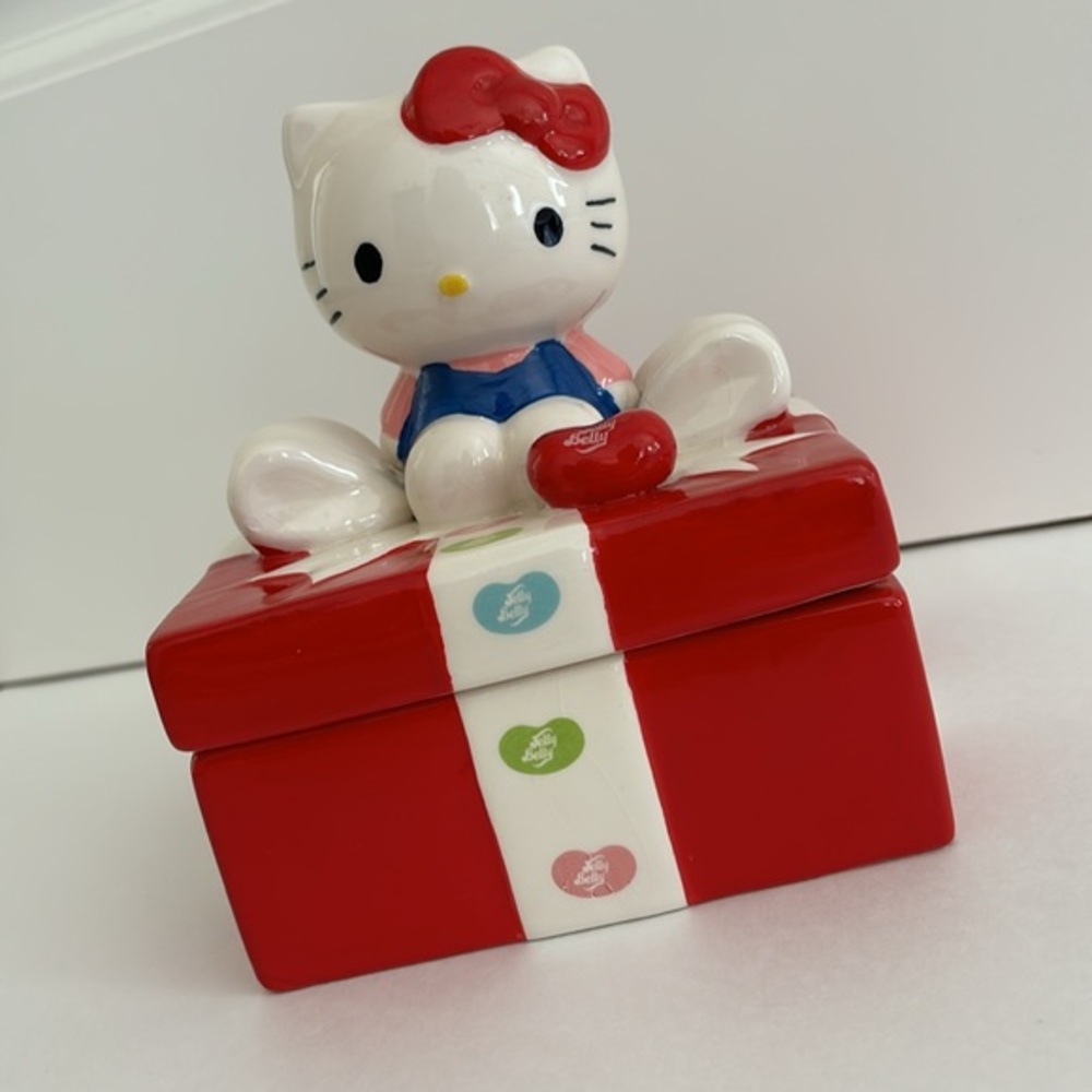 Hello‎ Kitty Jelly Belly Red Ceramic Candy Jar Gift Square Box Lid 2013